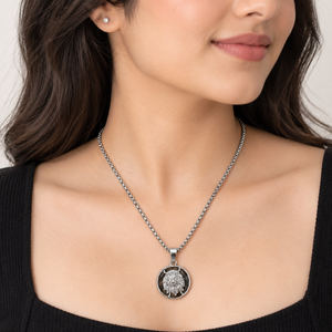 Leo Royal Pendant – सिंह राशि